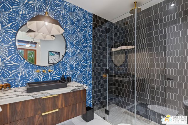 1189 N Rose Avenue, Palm Springs CA: https://media.crmls.org/mediaz/e20190cf-49a0-4c87-a8b1-66c74f1610d1.jpg