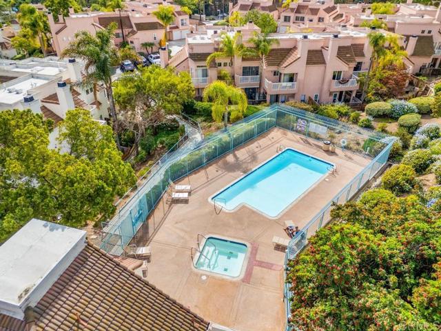 Detail Gallery Image 34 of 41 For 12003 Calle De Leon #3,  El Cajon,  CA 92019 - 2 Beds | 2/1 Baths