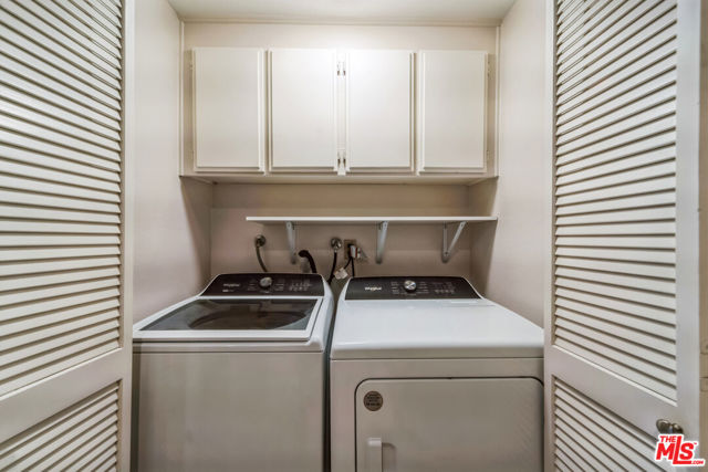 11737 Darlington Avenue, Los Angeles CA: https://media.crmls.org/mediaz/e203242e-545b-4fd0-b323-cd02cfdab33f.jpg