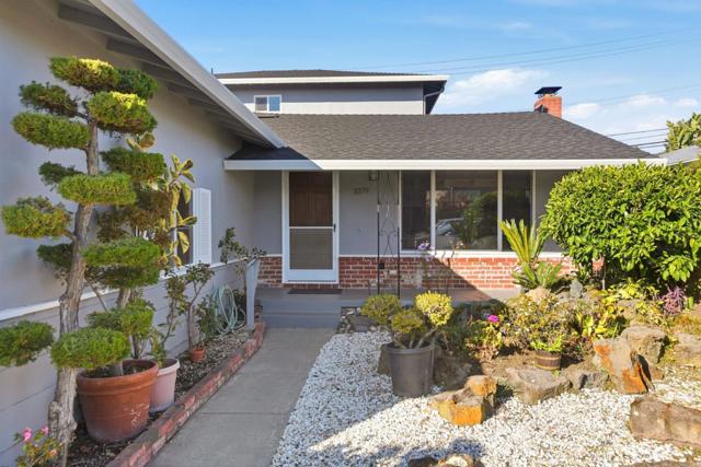 1079 Annapolis Drive, San Mateo CA: https://media.crmls.org/mediaz/e2038b34-70b9-45f6-b6d2-d9a24246ff00.jpg