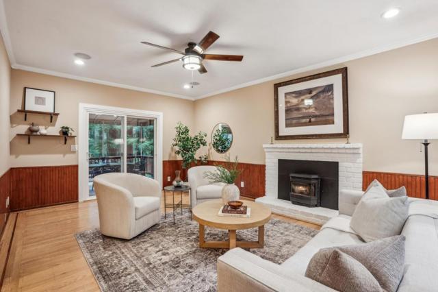 13872 Silver Sky Way, Woodside CA: https://media.crmls.org/mediaz/e2040650-31b3-4df2-a25d-009b4d3a6b23.jpg