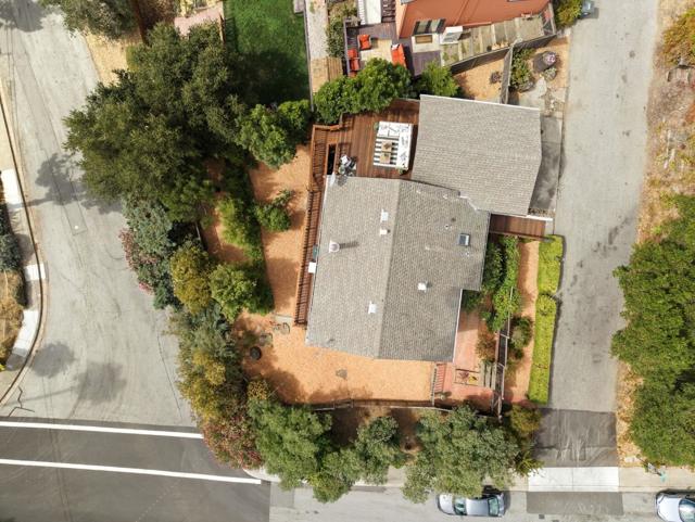 46 Arch Lane, San Carlos CA: https://media.crmls.org/mediaz/e2046e62-acc7-4d61-b4d0-a0bc6f172a90.jpg
