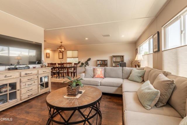 Detail Gallery Image 6 of 28 For 11 Don Antonio Way #11,  Ojai,  CA 93023 - 2 Beds | 2 Baths