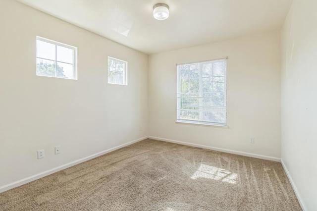 1160 Bellflower Way, Los Banos CA: https://media.crmls.org/mediaz/e204d08f-1403-4077-88e1-eef702428b4c.jpg