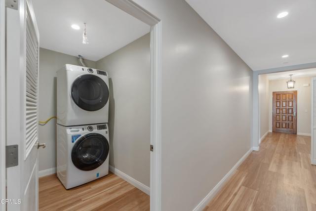 Detail Gallery Image 11 of 18 For 533 E Union St #201,  Pasadena,  CA 91101 - 3 Beds | 3/1 Baths