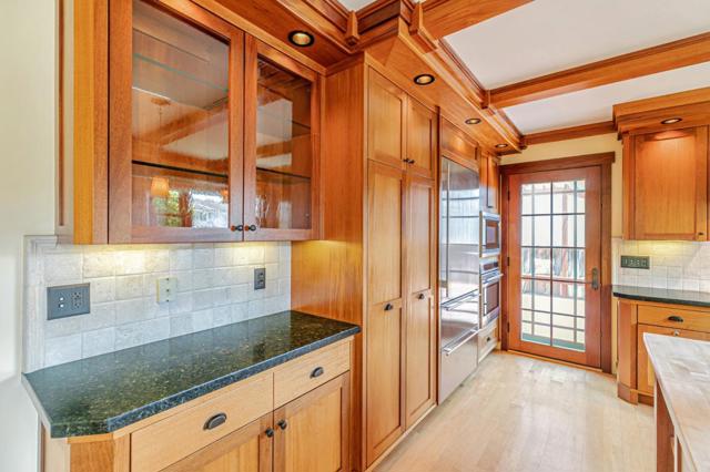 5005 Emerald Street, Capitola CA: https://media.crmls.org/mediaz/e2077491-62f0-418d-b0c8-1a5a664b537b.jpg