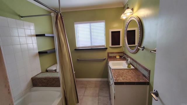 648 Cedar Street, El Cajon CA: https://media.crmls.org/mediaz/e207adde-a17b-4608-88ef-aeaf7cf1207d.jpg