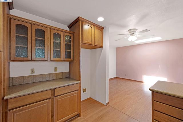 426 El Caminito, Livermore CA: https://media.crmls.org/mediaz/e2081641-1339-4d32-96e4-b9a6b74b276e.jpg