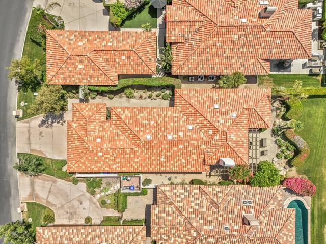 48205 Via Solana, La Quinta CA: https://media.crmls.org/mediaz/e2083e6e-e66b-46ed-bcf9-2de5eddac481.jpg