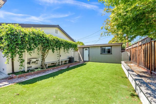 5532 Purdue Place, San Jose CA: https://media.crmls.org/mediaz/e208914a-10bd-40fc-92cd-90d0156d0b7f.jpg