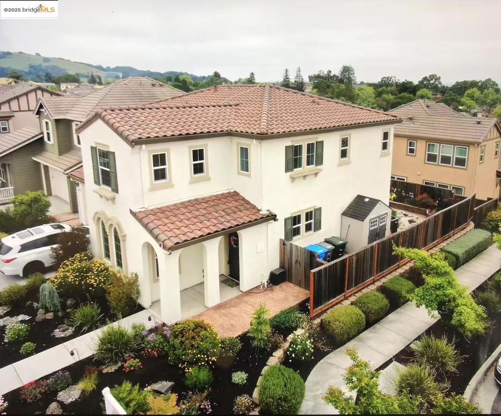 1811 Velvetleaf Ln