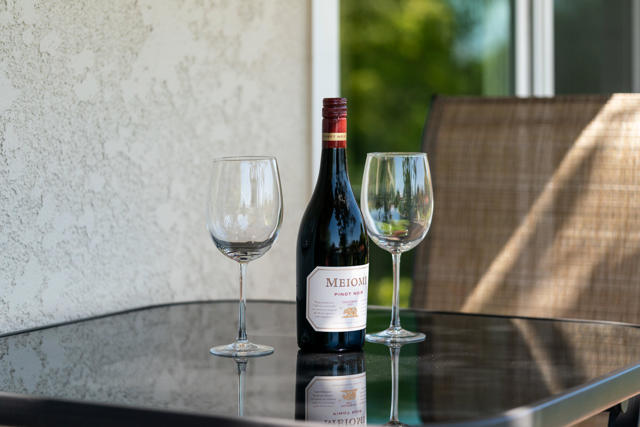 2196 Via Mariposa E, Laguna Woods CA: https://media.crmls.org/mediaz/e2095a34-4385-4af3-9257-4436cbc44a93.jpg