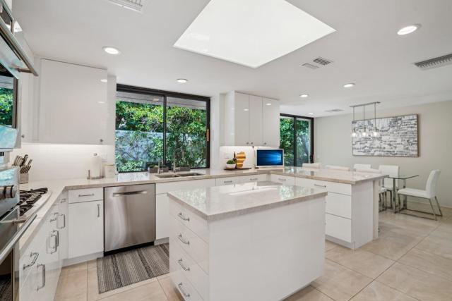 23 Park Lane, Rancho Mirage CA: https://media.crmls.org/mediaz/e2099502-0ec6-4bbb-bb91-dc725664a47c.jpg