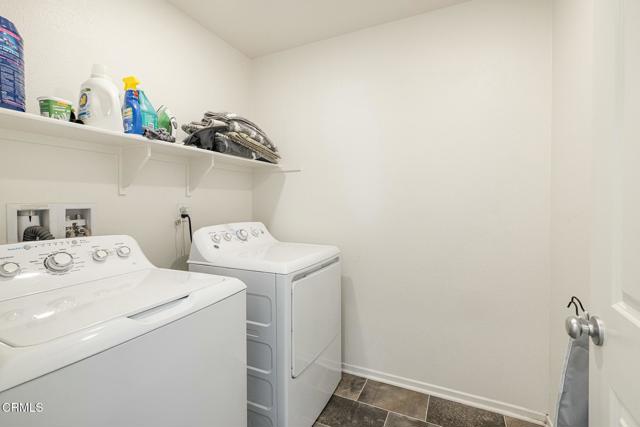 342 Fuerte Drive, Santa Paula CA: https://media.crmls.org/mediaz/e209da25-bda0-43ea-8783-6568d64a4031.jpg