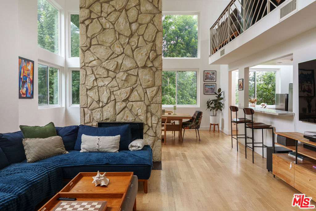 1557 S Beverly Glen Boulevard #310