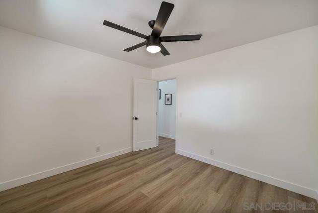 2927 Lawrence Ln, Escondido CA: https://media.crmls.org/mediaz/e20ae8c5-54fb-4500-923b-1dcb6b62f95c.jpg