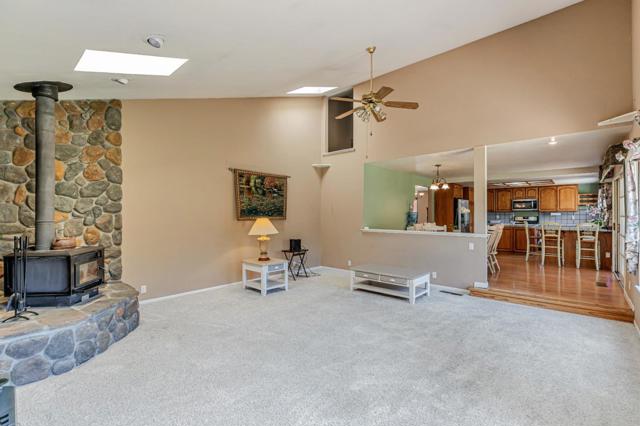 1298 Hersman Drive, Gilroy CA: https://media.crmls.org/mediaz/e20c366c-76ec-4d19-8cd4-ba8f216c74a8.jpg