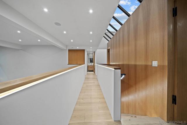 7372 76 Fay Ave, La Jolla CA: https://media.crmls.org/mediaz/e20c689c-0cf7-46cb-ae03-6e613764091b.jpg