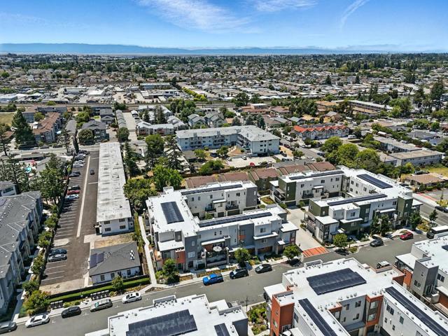 29341 Hub Court, Hayward CA: https://media.crmls.org/mediaz/e20c975c-17c0-4162-a35f-ec10342344fc.jpg