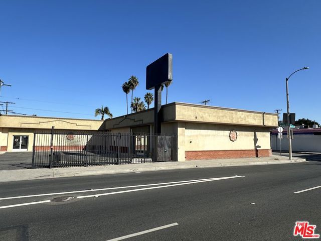  Commercial for Sale in Compton, California