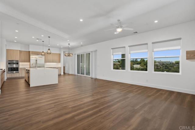Detail Gallery Image 8 of 39 For 1208 Stonemark Place #MAIN HOUSE,  Vista,  CA 92081 - 6 Beds | 5 Baths