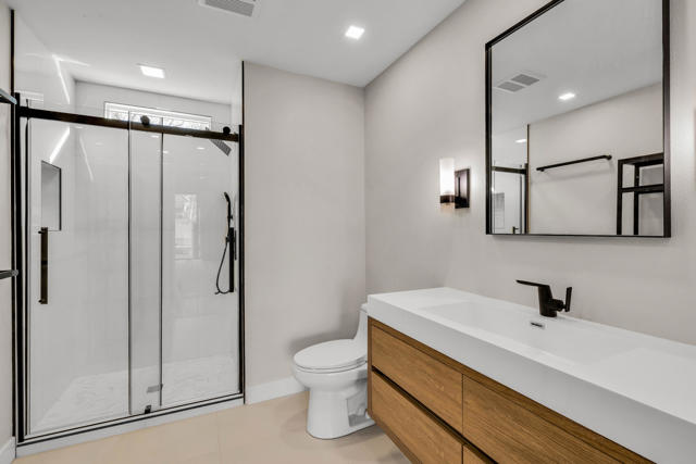 67440 S Chimayo Drive, Cathedral City CA: https://media.crmls.org/mediaz/e20d0e32-1813-4549-856e-af502e1e14f0.jpg