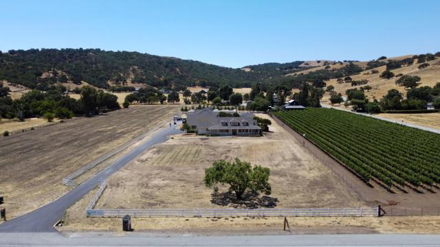 19715 Hale Avenue, Morgan Hill CA: https://media.crmls.org/mediaz/e20d2274-f52c-46a3-939c-9977d2efd84d.jpg