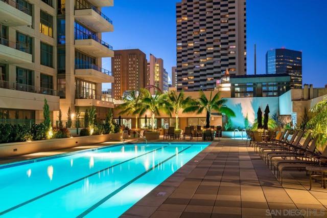550 Front Street, San Diego CA: https://media.crmls.org/mediaz/e20d3cc2-7a27-47fd-8d47-e6d95085ee9d.jpg