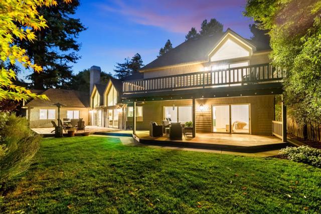 136 Finger Avenue, Redwood City CA: https://media.crmls.org/mediaz/e20e4286-817f-4c82-9d4f-84121987d133.jpg
