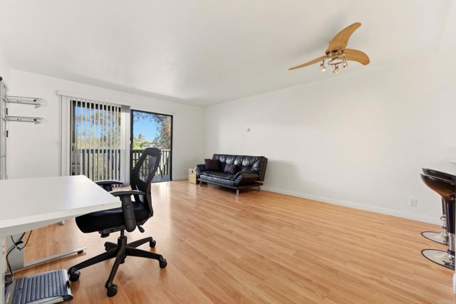 Detail Gallery Image 4 of 32 For 4950 Lantana Dr #6,  San Diego,  CA 92105 - 2 Beds | 2 Baths