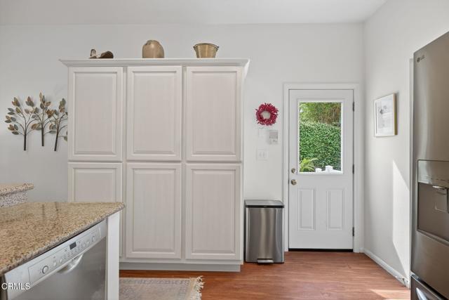 425 Rancho Drive, Ventura CA: https://media.crmls.org/mediaz/e20ecd64-3ca2-4b21-8e36-a19368bd28da.jpg