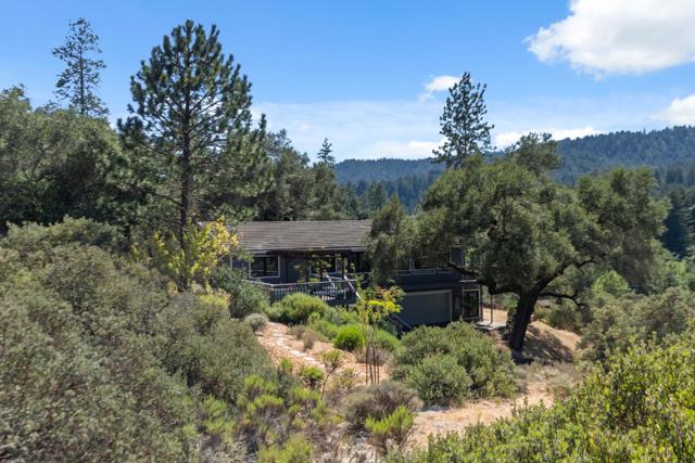 2203 Quail Hollow Road, Ben Lomond CA: https://media.crmls.org/mediaz/e20edbc5-69f2-44b2-8f4b-3015610eca03.jpg