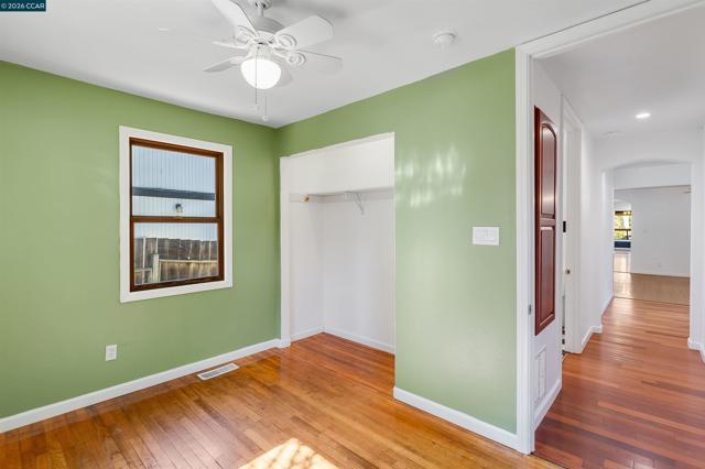 Image 15 of 54 For 5264 Sunset Dr