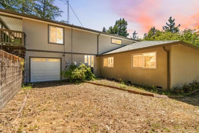 24895 Skyland Road, Los Gatos CA: https://media.crmls.org/mediaz/e20f748f-0a32-46c2-bb30-28a4919c8461.jpg
