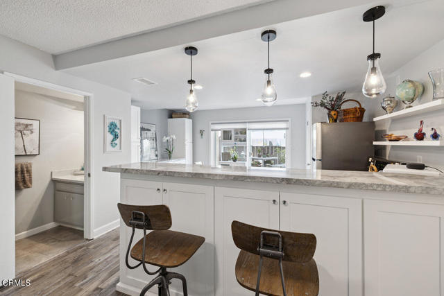 Detail Gallery Image 16 of 42 For 5205 W Wooley Rd #2,  Oxnard,  CA 93035 - 2 Beds | 1/1 Baths