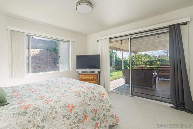 5393 Mary Fellows Avenue, La Mesa CA: https://media.crmls.org/mediaz/e20fd4bb-1131-44f7-9aee-fb36aab741ac.jpg
