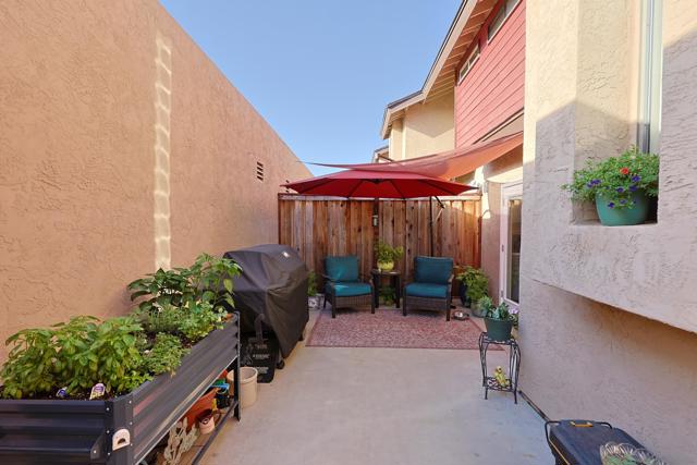 Image 13 of 20 For 140 El Norte Pkwy  35