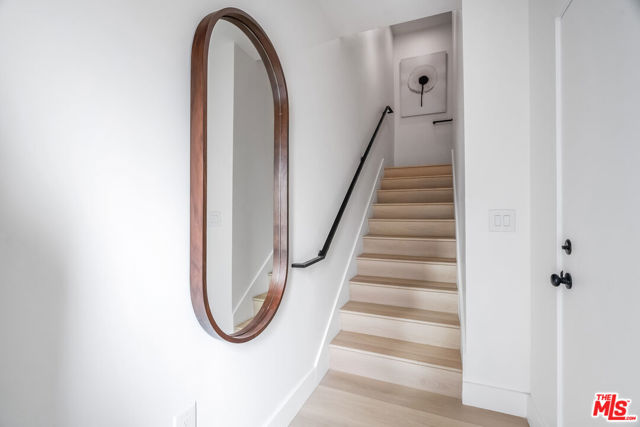 5832 David Avenue, Culver City CA: https://media.crmls.org/mediaz/e2136f2e-00e7-424f-9138-a83ff214ce8d.jpg