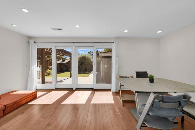 1024 Berkeley Avenue, Menlo Park CA: https://media.crmls.org/mediaz/e214a617-dab5-48b0-adea-6fed288bcec2.jpg
