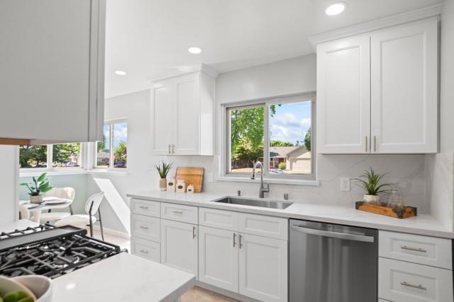 1132 Northumberland Drive, Sunnyvale CA: https://media.crmls.org/mediaz/e215cba0-af8e-43a0-a818-e2c948ef17ad.jpg