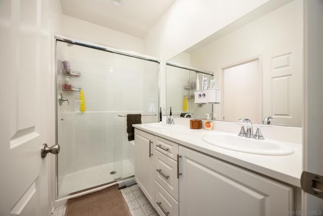 210 Liberty Way, Oceanside CA: https://media.crmls.org/mediaz/e2177a57-b79d-4966-9934-4cad21f6eb0d.jpg