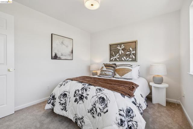 2004 Fries Ct, Martinez CA: https://media.crmls.org/mediaz/e217f50f-6702-4a1b-9176-7d0aa5fe15b3.jpg