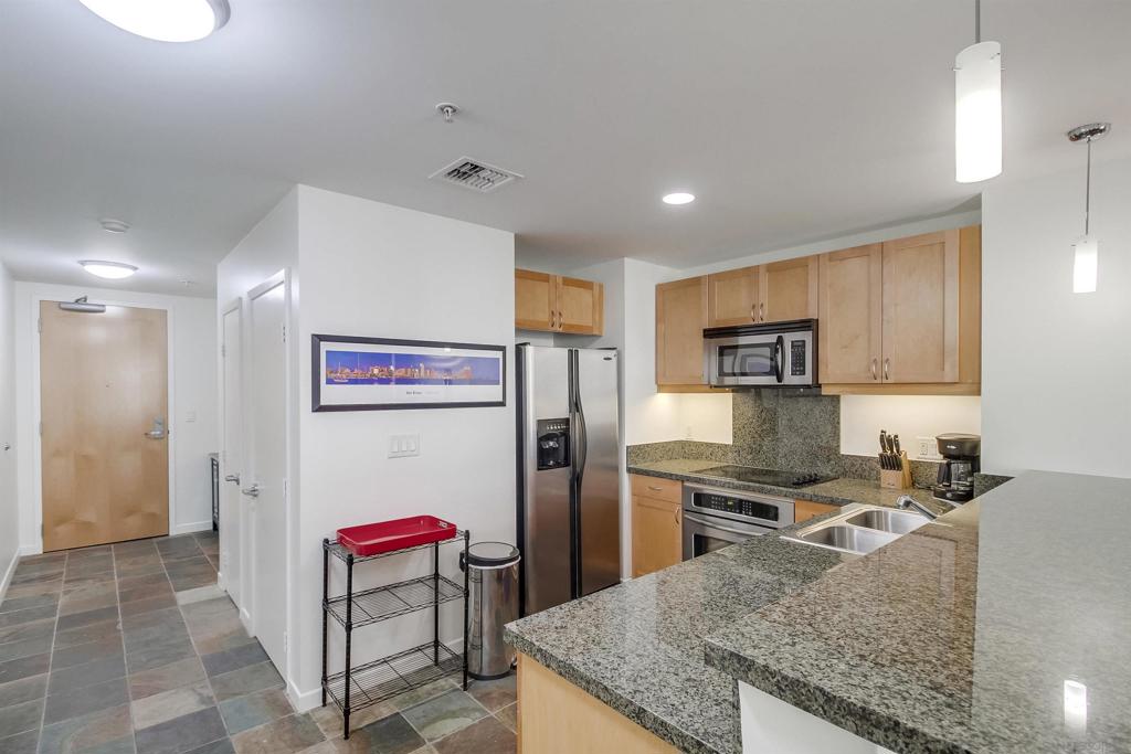 1150 J - photo 15