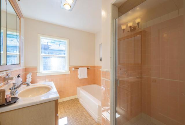 348 31st Avenue, San Mateo CA: https://media.crmls.org/mediaz/e2193754-f7ec-44c9-a75e-d60327ad22d0.jpg