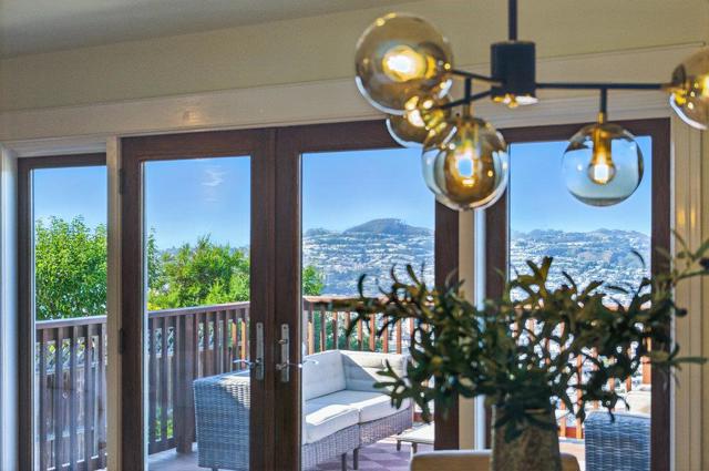 46 Caroline Way, Daly City CA: https://media.crmls.org/mediaz/e219693c-58b4-47e3-9616-c5fbd7b90c92.jpg