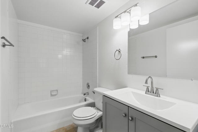 1842 N Alvarado Street, Los Angeles CA: https://media.crmls.org/mediaz/e219af20-88db-4125-b451-528247399753.jpg