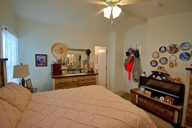 677 G Street, Chula Vista CA: https://media.crmls.org/mediaz/e21a0fa9-9dec-4d98-b875-215640c83192.jpg