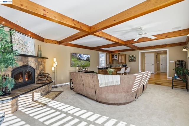 Image 3 of 54 For 2680 Marina Ave.