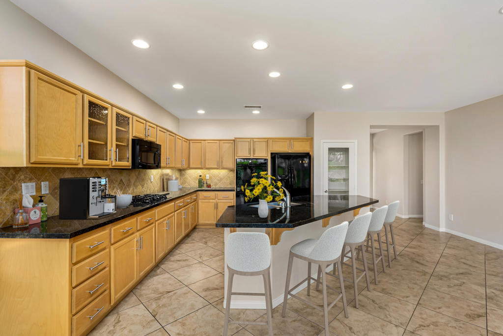 MLS #219136730DA image #15
