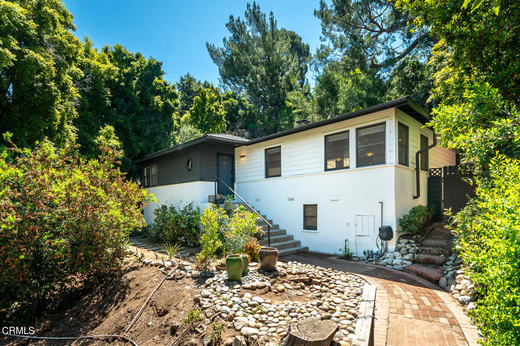 2057 Hilldale Drive